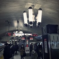 Photo taken at Midosuji Line Yodoyabashi Station (M17) by はる on 1/30/2017