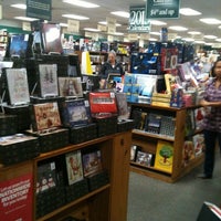 Photo taken at Half Price Books by Jim Y. on 10/14/2012