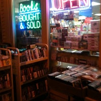 Photo taken at Half Price Books by Jim Y. on 11/29/2012