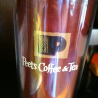 Снимок сделан в Peet&amp;#39;s Coffee &amp;amp; Tea пользователем Jim Y. 7/9/2013