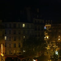 รูปภาพถ่ายที่ Hôtel de France โดย Justin R. เมื่อ 10/13/2012