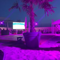 Photo taken at Roof Garden Sky-Beach by „P£L?N“ on 6/19/2021