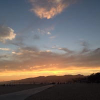 Photo taken at Santa Monica Beach Volleyball Courts by Emma S. on 6/12/2013