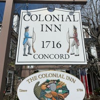 รูปภาพถ่ายที่ Colonial Inn โดย JJ K. เมื่อ 3/9/2020