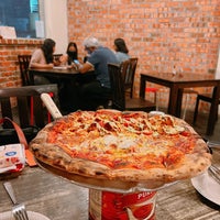 Foto tomada en Michelangelo&amp;#39;s Pizzeria  por Joan ChauFang K. el 9/23/2022