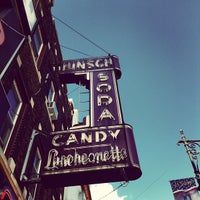 Review Hinsch's Luncheonette