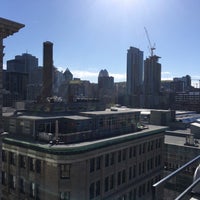 Foto tirada no(a) Terrasse Place d&amp;#39;Armes por Tanktron em 5/20/2017