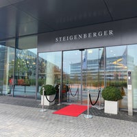 Das Foto wurde bei Steigenberger Hotel Bremen von Adrian L. am 10/24/2019 aufgenommen