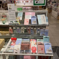 Photo taken at TOKYU HANDS by Adrian L. on 7/3/2022