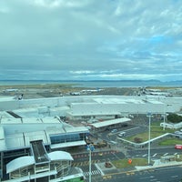 Photo taken at Novotel Auckland Airport by Adrian L. on 3/4/2020