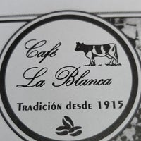 Photo taken at Café La Blanca by Rubén M. on 5/18/2023