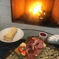 3/18/2021 tarihinde Jessika M.ziyaretçi tarafından Montaluce Vinyard and LeVigne Restaurant'de çekilen fotoğraf
