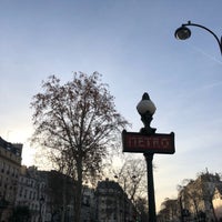 Photo taken at Métro Filles du Calvaire [8] by Filip on 12/18/2018