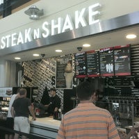 Photo taken at Steak &amp;#39;n Shake by Josh on 7/14/2013