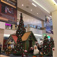 Photo taken at Mais Shopping by 𝓓𝓲𝓮𝓰𝓸 . on 12/5/2020