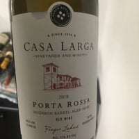 Снимок сделан в Casa Larga Vineyards &amp;amp; Winery пользователем Joe C. 1/10/2021