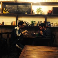 2/4/2015 tarihinde Sina N.ziyaretçi tarafından Kargadan Café'de çekilen fotoğraf