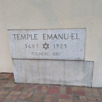 Photo taken at Temple Emanu-El by @SDWIFEY on 7/16/2019