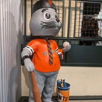 Photo taken at Giants Dugout Store by @SDWIFEY on 7/5/2021