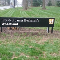 Foto tirada no(a) President James Buchanan&amp;#39;s Wheatland por David W. em 4/19/2018
