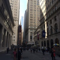 Снимок сделан в 44 Wall Street пользователем Nelson N. 4/14/2014
