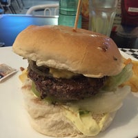 7/10/2016에 Rodrigo O.님이 Vintage Burger에서 찍은 사진