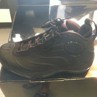 Foot Locker - 2730 Bragg Blvd