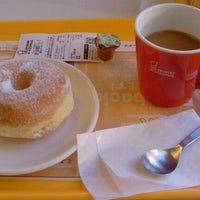 Photo taken at Mister Donut by t b. on 12/7/2012