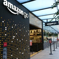 Photo taken at Amazon Go by ごりぽん T. on 9/9/2018