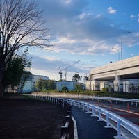 Photo taken at 砧公園ランニングコース by Tadashi F. on 4/25/2020