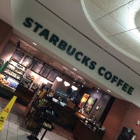 3/17/2016 tarihinde Abdulraheem H.ziyaretçi tarafından Starbucks'de çekilen fotoğraf