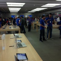 Photo taken at Apple Roma Est by Paolo M. on 4/20/2013