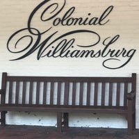 Foto diambil di Colonial Williamsburg Regional Visitor Center oleh Scott S. pada 10/26/2019