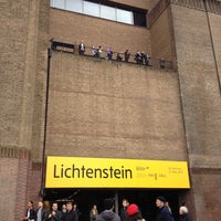Photo taken at Lichtenstein: A Retrospective @ Tate Modern by Chris H. on 5/11/2013