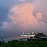 Foto tomada en Fort Lauderdale Marriott Harbor Beach Resort &amp;amp; Spa  por Cat C. el 7/24/2021
