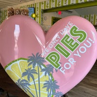 Das Foto wurde bei Kermit&amp;#39;s Key West Key Lime Shoppe von Cat C. am 5/10/2024 aufgenommen