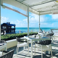 3/14/2020 tarihinde Jaimie W.ziyaretçi tarafından Four Marlins Oceanfront Dining'de çekilen fotoğraf