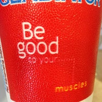 Photo taken at Smoothie King by Chrissy C. on 12/18/2012