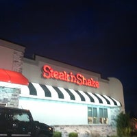 Photo taken at Steak &amp;#39;n Shake by Chris H. on 4/1/2013