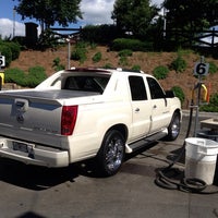 5/24/2013にJ D.がCactus Car Washで撮った写真