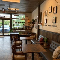 6/12/2022 tarihinde Muse4Funziyaretçi tarafından Bow + Arrow Coffeehouse'de çekilen fotoğraf