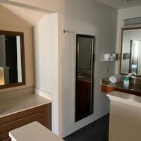 รูปภาพถ่ายที่ Residence Inn by Marriott Las Vegas Convention Center โดย Muse4Fun เมื่อ 5/2/2023