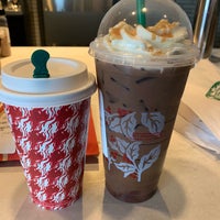 Photo taken at Starbucks by Muse4Fun on 11/7/2018