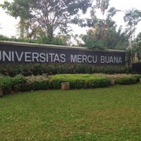 Photo taken at Universitas Mercu Buana by Roni R. on 6/17/2017