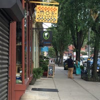 7/22/2016 tarihinde Laura G.ziyaretçi tarafından Maimonide of Brooklyn'de çekilen fotoğraf