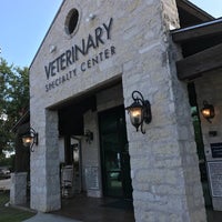 7/13/2017에 Claire F.님이 Heart of Texas Veterinary Specialty Center에서 찍은 사진
