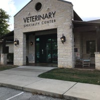 Photo taken at Heart of Texas Veterinary Specialty Center by Claire F. on 6/12/2018