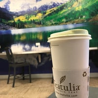 5/27/2017にAllieがTeatulia Tea Barで撮った写真
