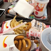 Photo taken at Burger King by Gizem A. on 1/3/2020