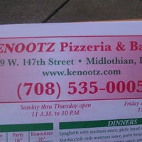 Foto diambil di Kenootz Pizza oleh MZ MOODY pada 4/16/2013